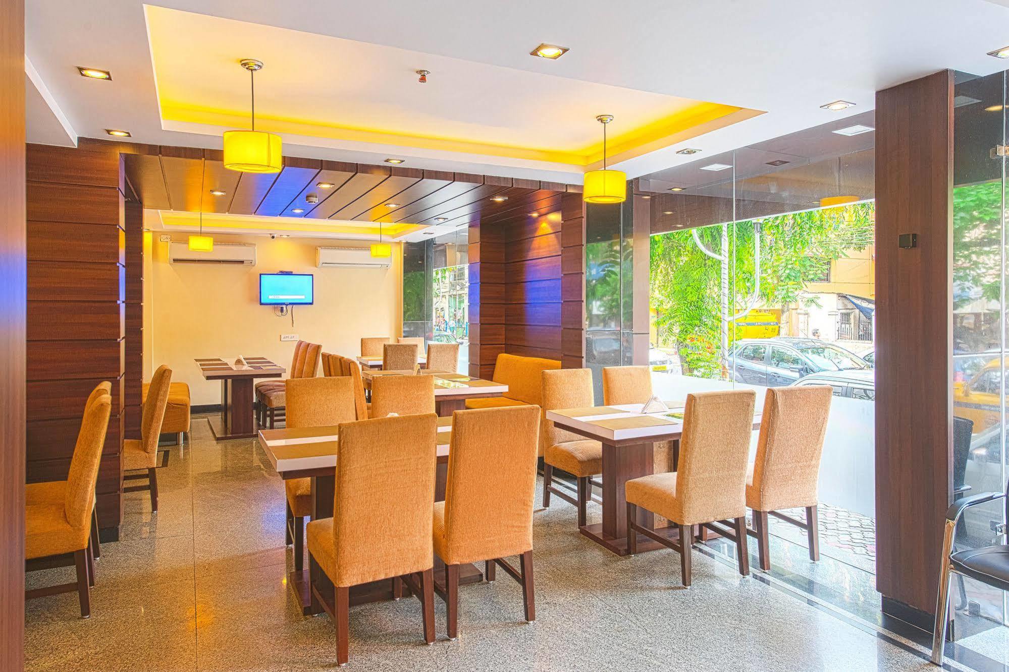 Treebo Globe International Hotel Kolkata Ngoại thất bức ảnh